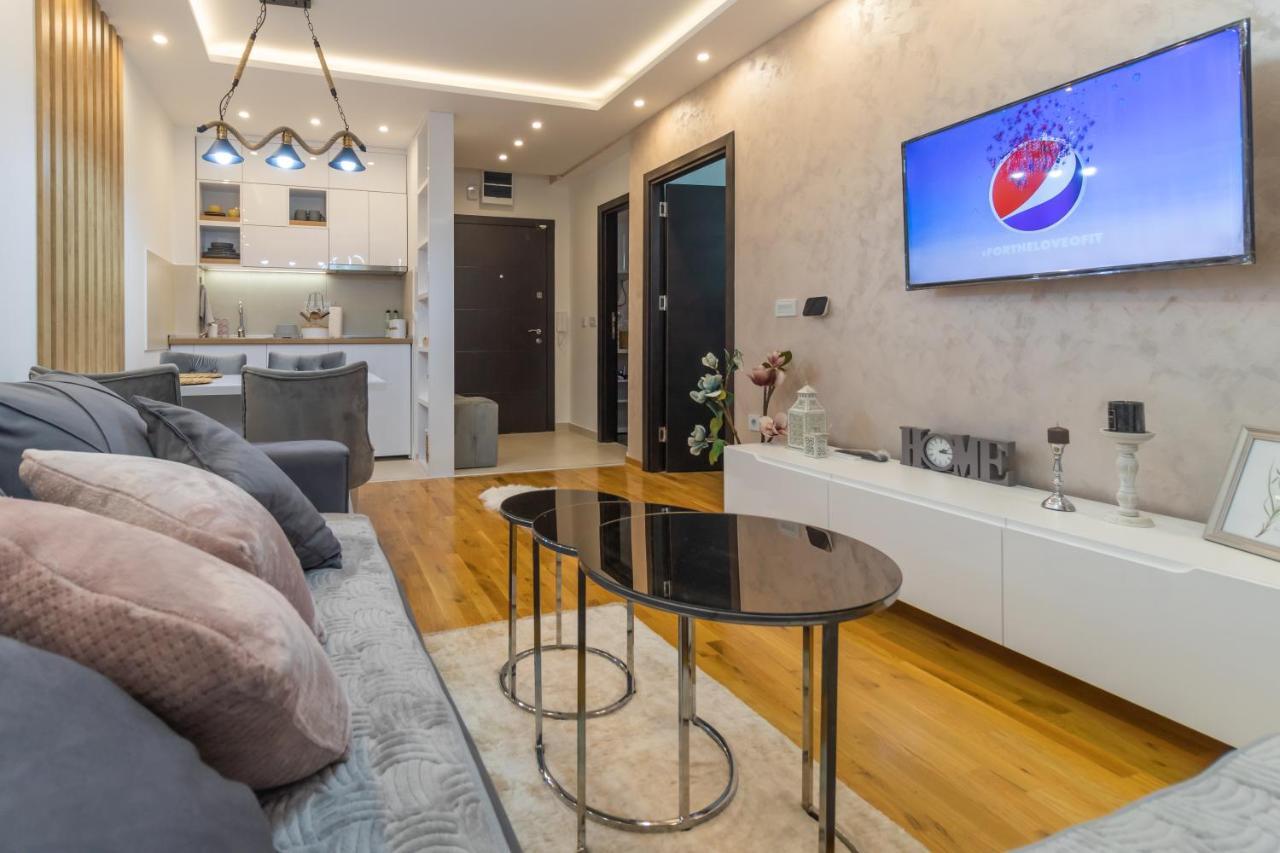 Posebna Prica-lux Apartman *